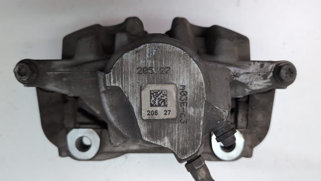 Суппорт тормозной передний левый A2054210381 MERCEDES