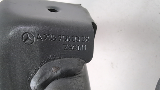 A2057500328 MERCEDES Петля крышки багажника купить в Киев
