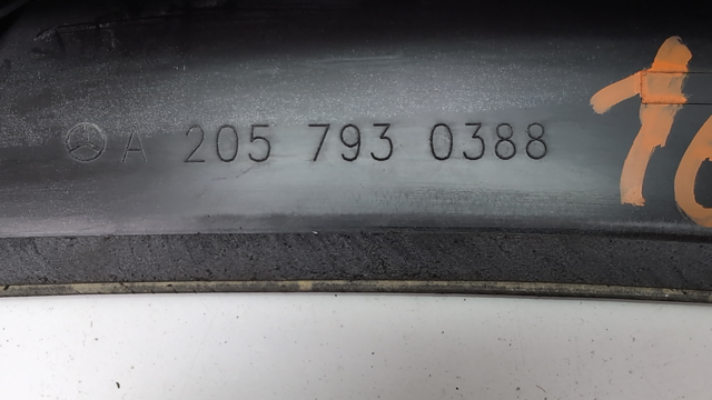 MERCEDES A2057930388 в наличии Винница