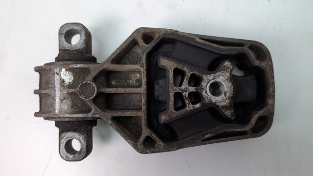 Задняя подушка двигателя A2462401209 MERCEDES