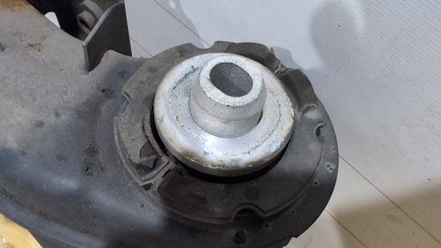 MERCEDES A2463501308 Подрамник задний в наличии Ровно