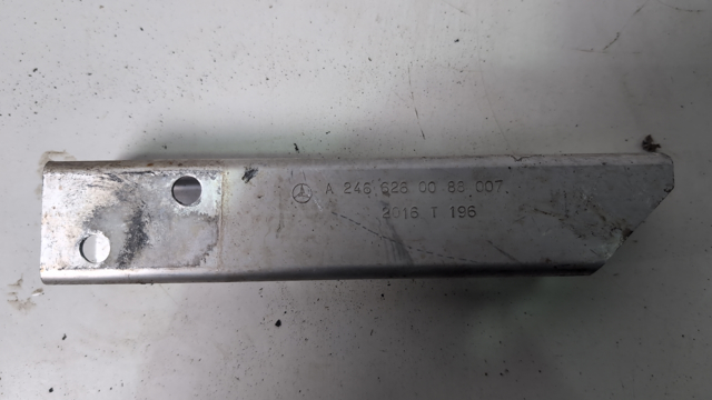 MERCEDES A2466260088 Кронштейн усилителя переднего бампера в наличии Ирпень