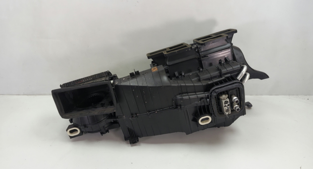 Радиатор отопителя салона A2468300161 MERCEDES