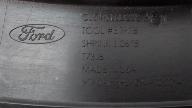 Расширитель (накладка) арки переднего крыла правый CJ5Z16268AC FORD