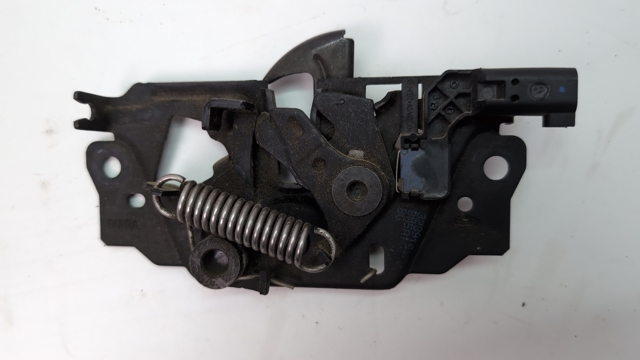 Запор капота (замок и привод замка капота) CV6Z16700B FORD