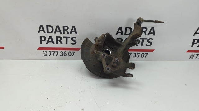 Цапфа (поворотный кулак) задний правый CV6Z5A968F FORD