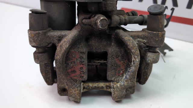 Тормозной суппорт правый задний DG9Z2552C FORD
