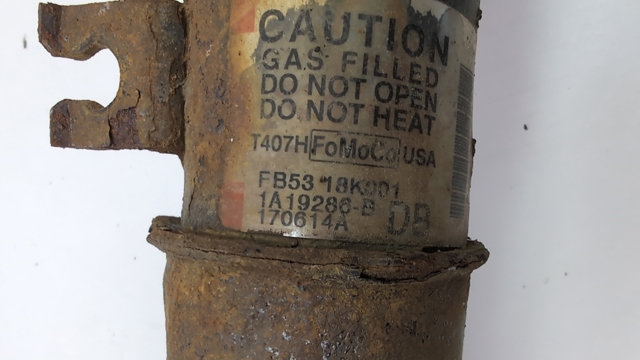 Стойка передняя правая FB5Z18124V FORD