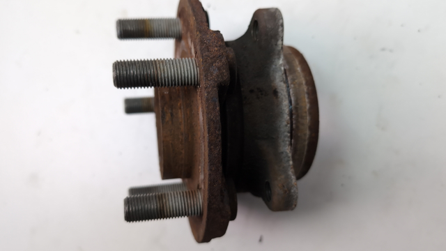 FR3Z1104G FORD Ступица задняя купить в Павлоград