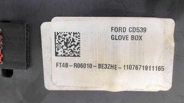 FORD FT4Z5806010BF Ящик перчаточный (бардачок) в наличии Тернополь