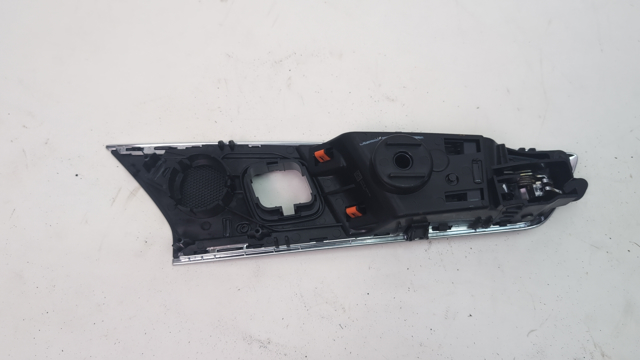 FORD FT4Z5822601BG Ручка двери передней внутренняя левая в наличии Чернигов