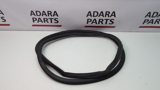 Уплотнитель двери задней, (на кузове) FT4Z58253A10B FORD