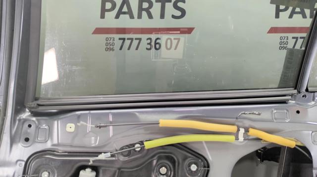 Уплотнитель стекла задней двери правой, внутренний (планка) GHK172821D MAZDA