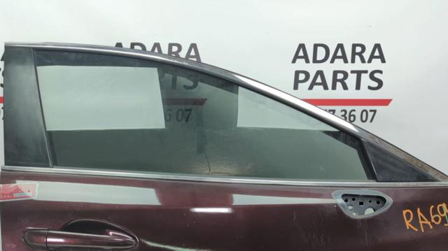 Накладка передней правой двери верхняя GHP950981G MAZDA