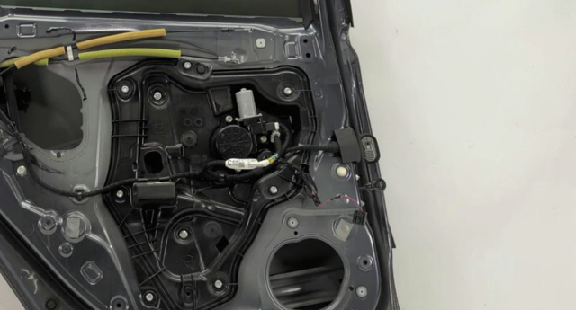 MAZDA GHP973590B Механизм стеклоподъемника двери задней левой в наличии Украина