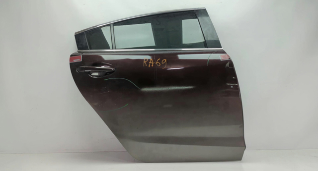 Задняя правая дверь GHY27202XB MAZDA