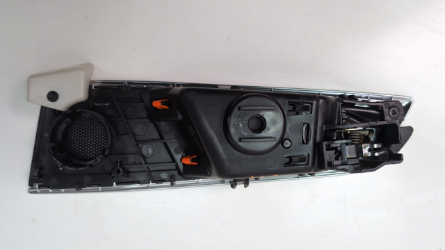 FORD HT4Z5822601BA Ручка двери задней внутренняя левая в наличии Винница
