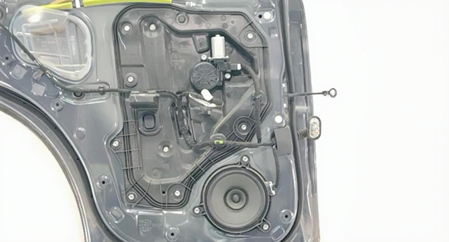 Стеклоподъемник задней левой двери KD5373590 MAZDA