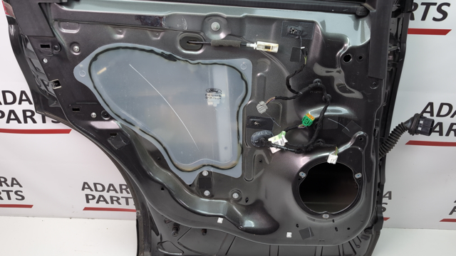KT4Z5824631B FORD Дверь задняя левая купить в Полтава