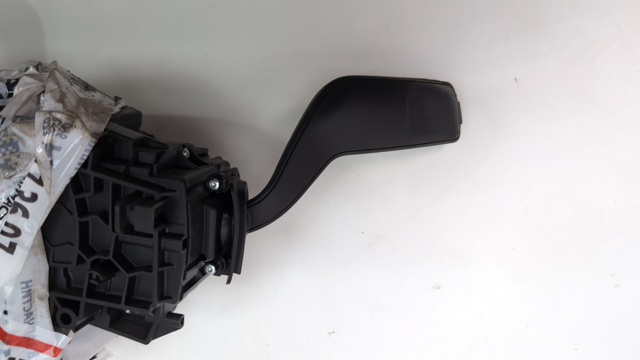 Подрулевой переключатель левый LB5Z13341BA FORD