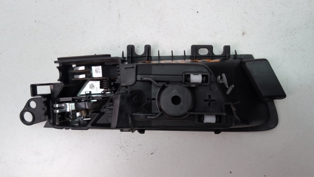 Ручка задней двери, внутренняя, левая LJ6Z5822601EB FORD