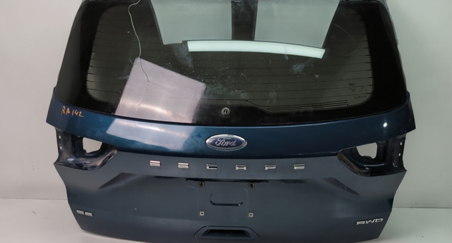 Эмблема на крышку багажника Ford Escape 3
