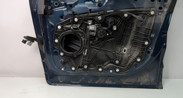 Мотор стеклоподъемника двери передней, правой LJ6Z9923394B FORD
