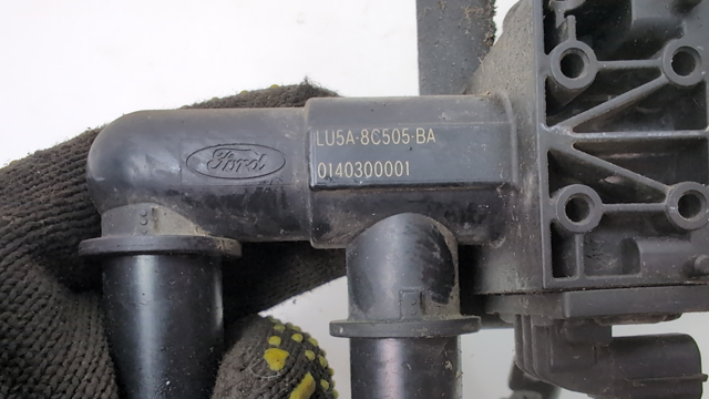 FORD LX6Z8C605A в наличии Кривой Рог