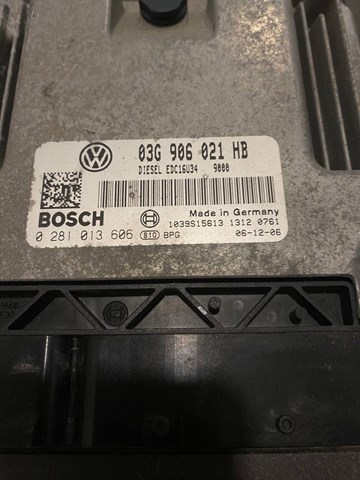 Электронный блок управления двигателем 03G906021HB VAG