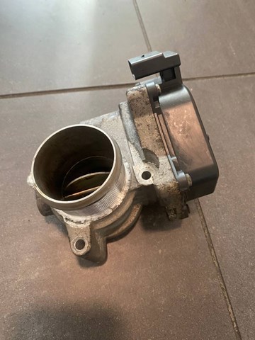 Дроссельная заслонка в сборе 03L128063J VAG