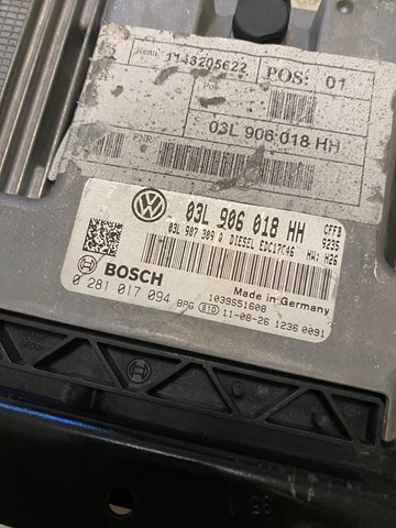 ЭБУ двигателем 03L906018HH VAG