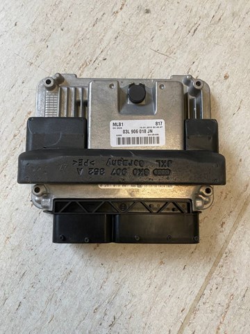 Модуль управления двигателем 03L906018JN VAG