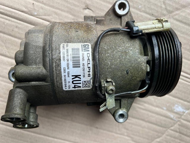 Компрессор кондиционера 13318697 OPEL
