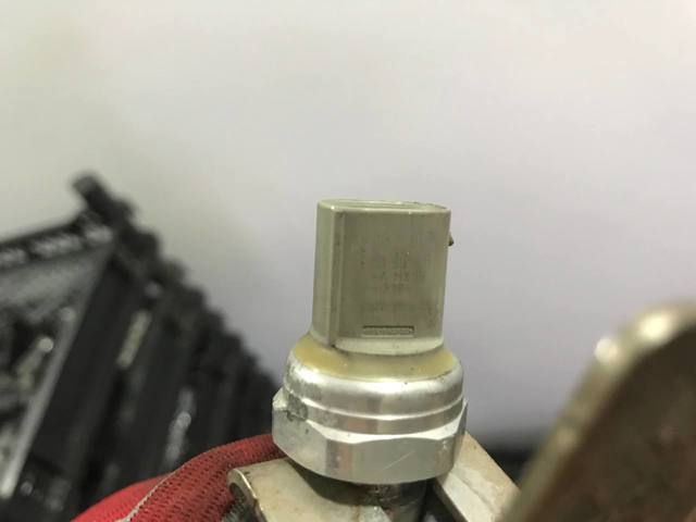 RENAULT 223650901R Датчик давления выхлопных газов в наличии Ирпень