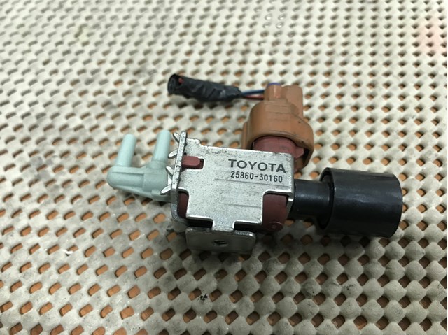 Соленоид давления наддува 2586030160 TOYOTA