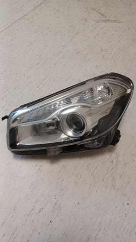 Фара Nissan Qashqai 2
