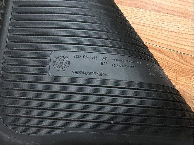VAG 3C0061511041 Коврик задний, комплект из 2 шт. в наличии Павлоград