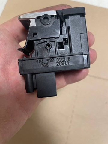 4G1927225B VAG Клавиша электромеханического стояночного тормоза купить в Кривой Рог