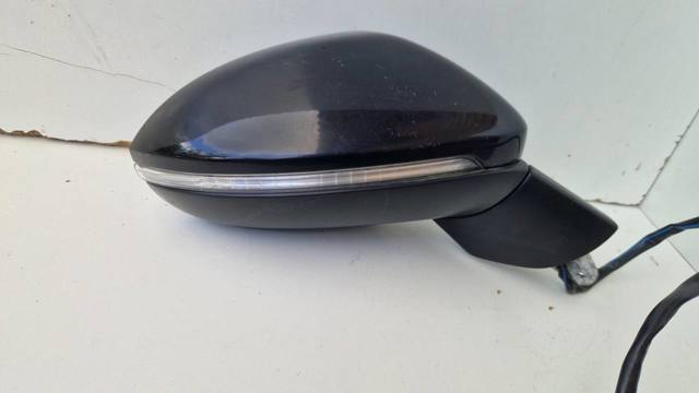 Зеркало наружное правое 517857508AH9B9 VAG