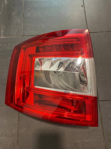 VAG 5E9945095A Фонарь задний левый в наличии Киев