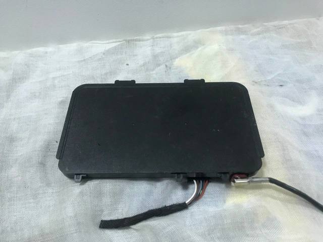 Антенна 5NA980611 VAG