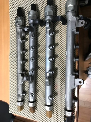 5WS40730 Регулятор давления топлива купить Чернигов