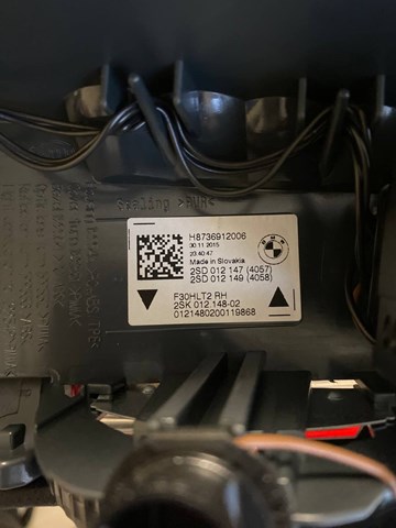 Фонарь задний внутренний правый 63217369120 BMW
