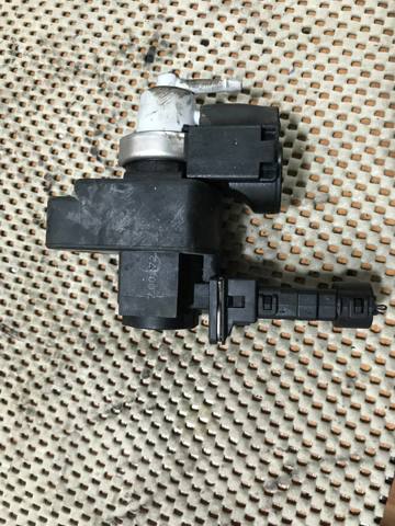 Клапан соленоид регулирования заслонки EGR 70027200 PIERBURG