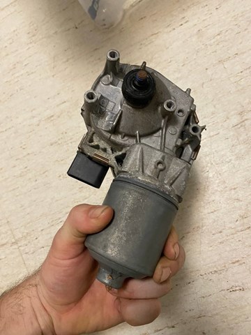7N1955119A VAG купить в Кривой Рог
