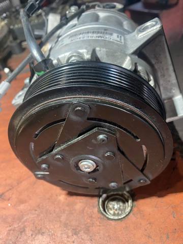VALEO 813180 Компрессор кондиционера в наличии Днепр
