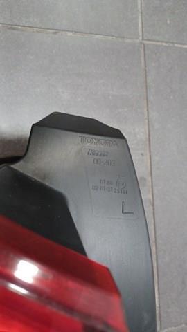 815500DB70 TOYOTA Фонарь задний правый купить в Черновцы