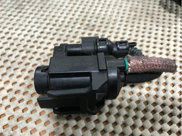 Клапан соленоид регулирования заслонки EGR 8570591 BMW