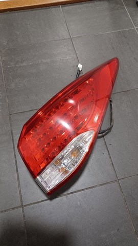 Фонарь задний правый, внешний 924023Z000 HYUNDAI