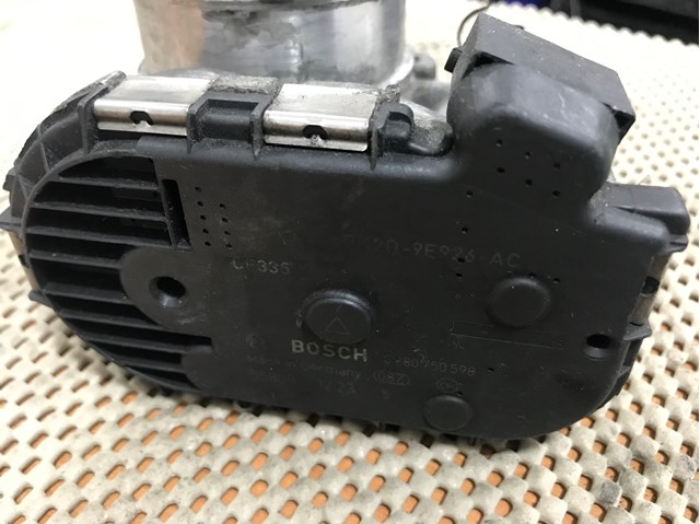 Блок дроссельной заслонки BK2Q9E926AC FORD